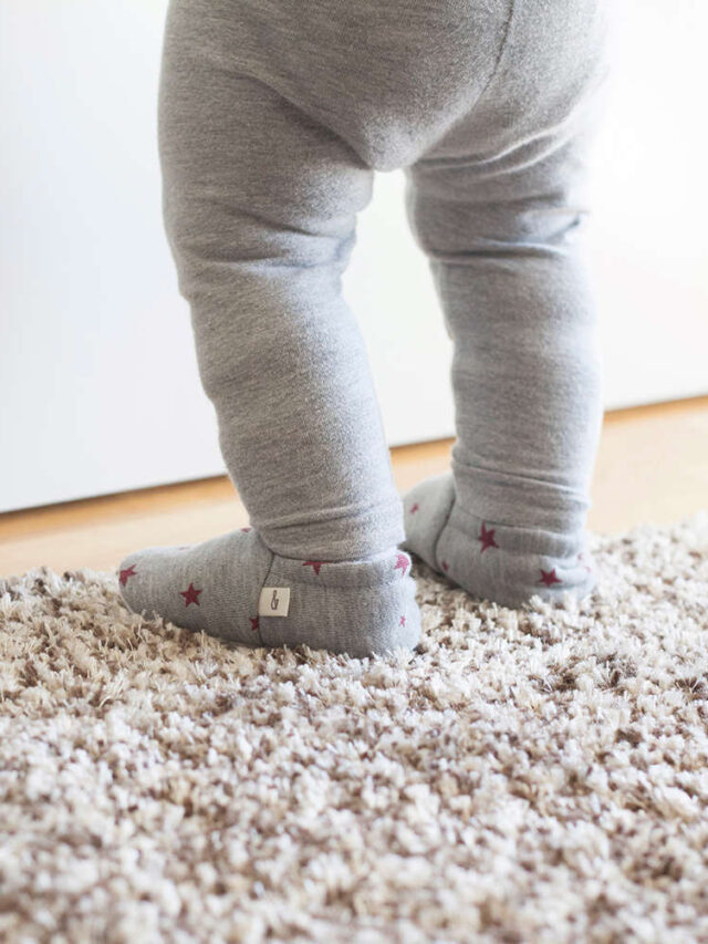 Best baby booties for winter 2021